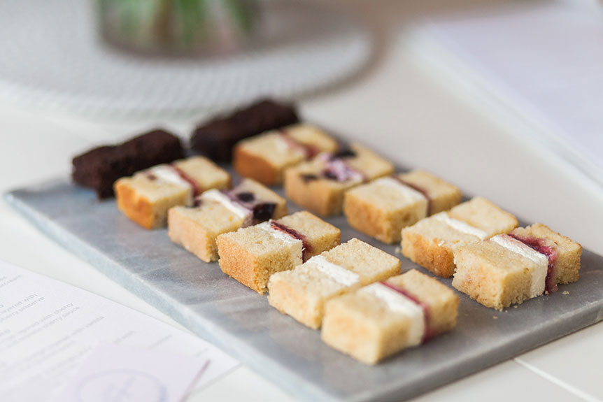 Cake taster boxes